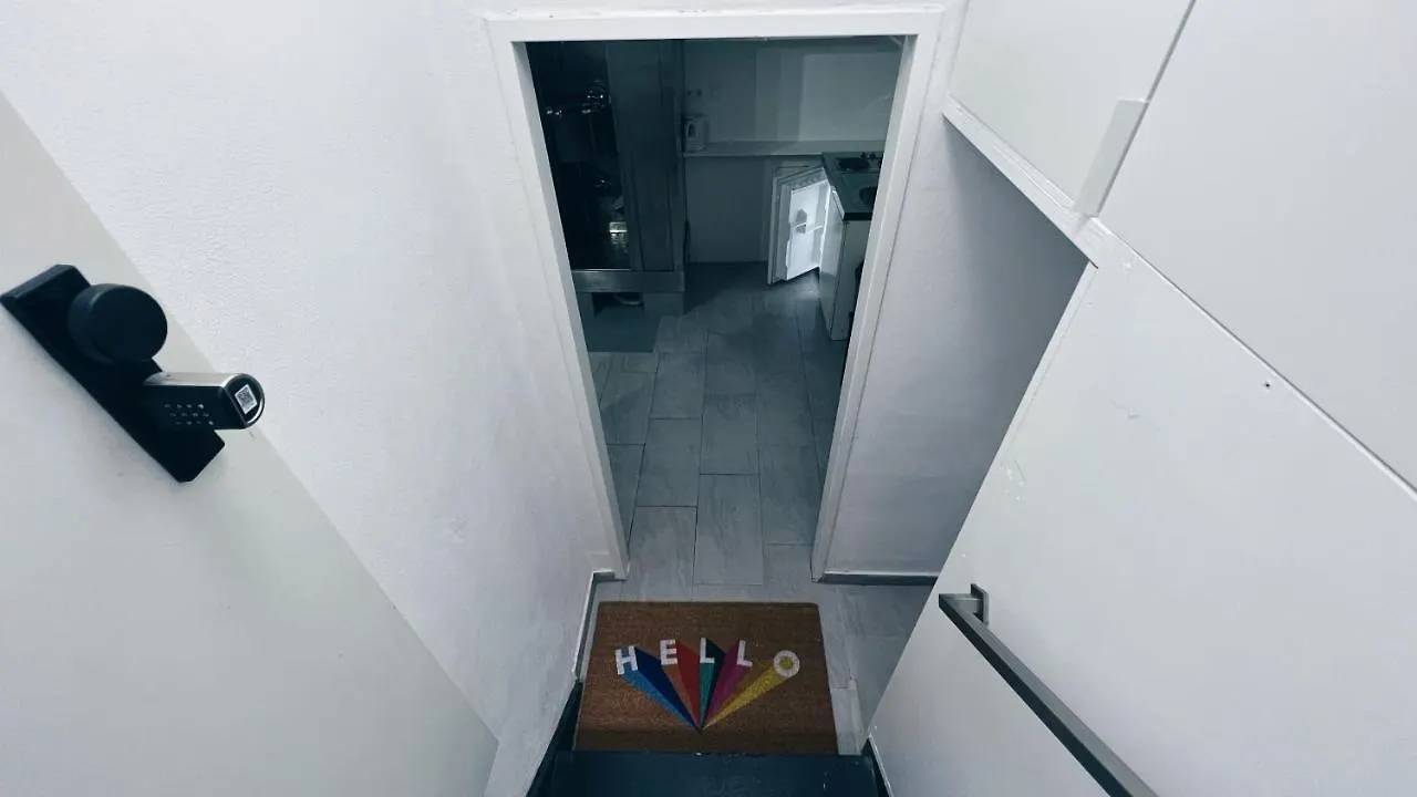 Space One Vienna - Simple Living In The Center 0*,